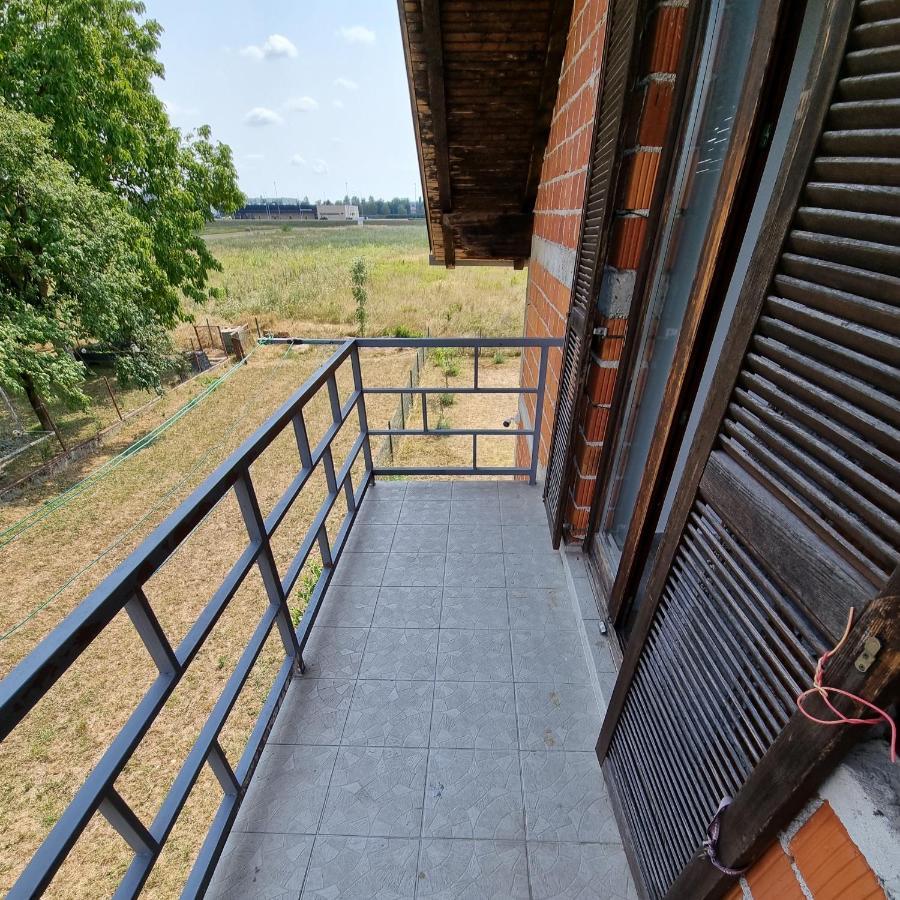 Kiki Privatne Sobe, Zagreb Airport Velika Gorica Exterior foto